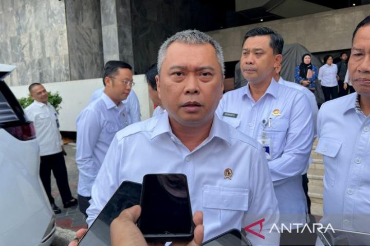 Menhub dukung holding BUMN logistik perkuat daya saing global